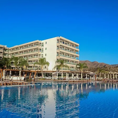 Hotel Alimounda Mare Cárpatos