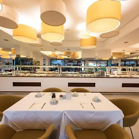 Hotel Alimounda Mare Cárpatos