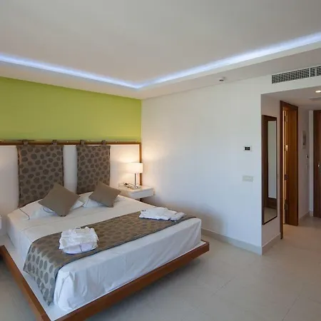 Hotel Alimounda Mare 5*