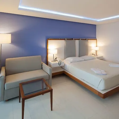 Hotel Alimounda Mare 5*